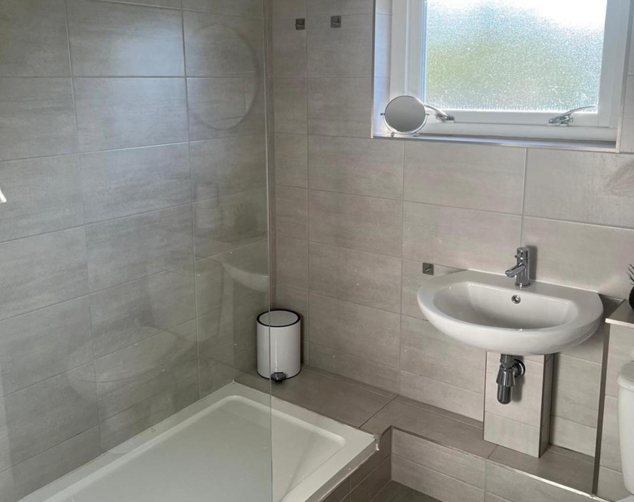 Appartamento Fifty Five On Gilmour Street Eaglesham Esterno foto